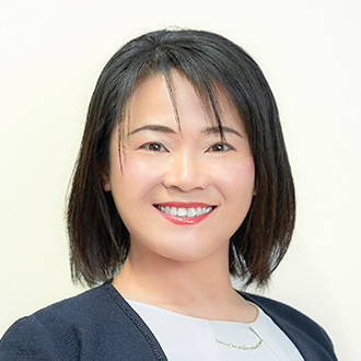 小島　智子